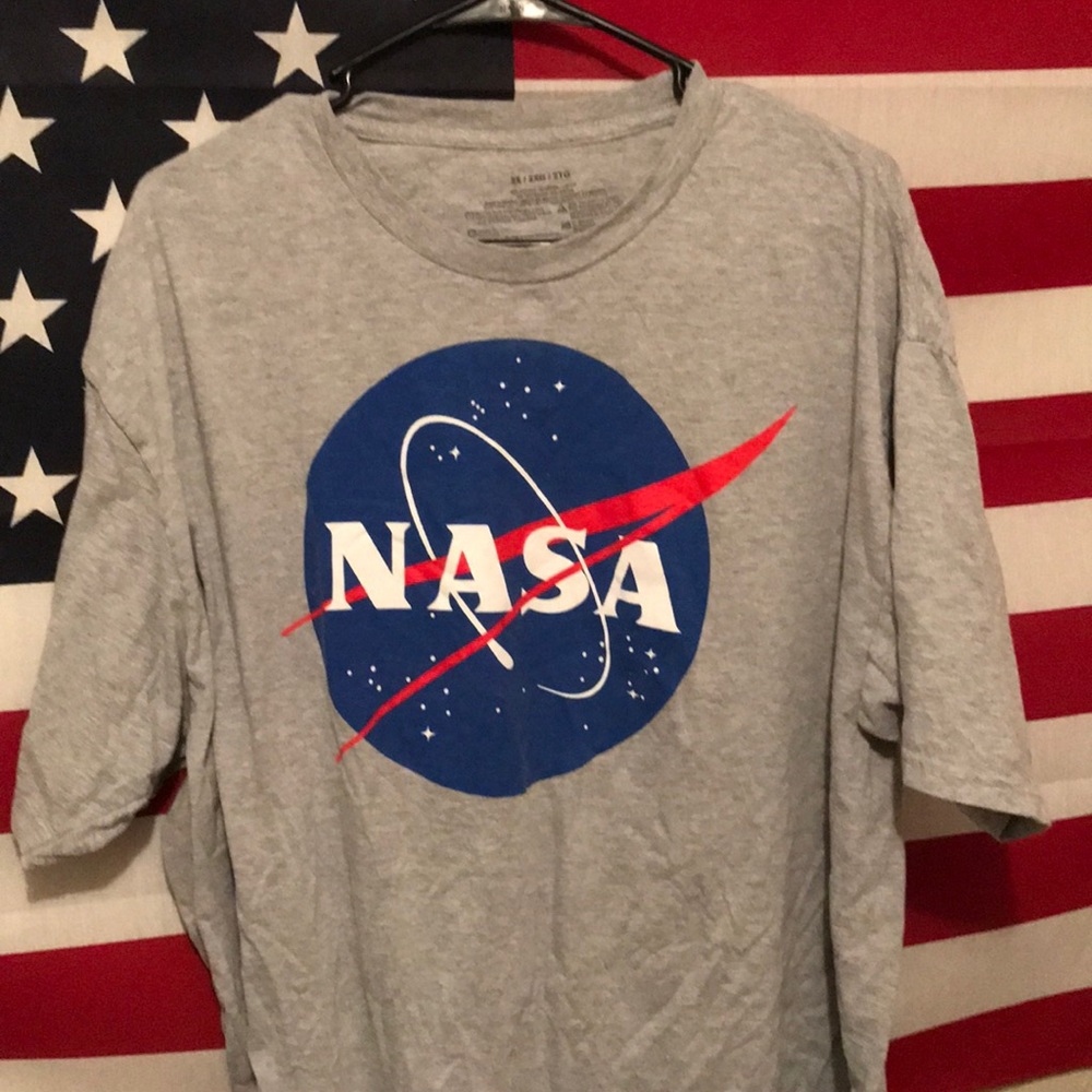 2XL NASA shirt in grey